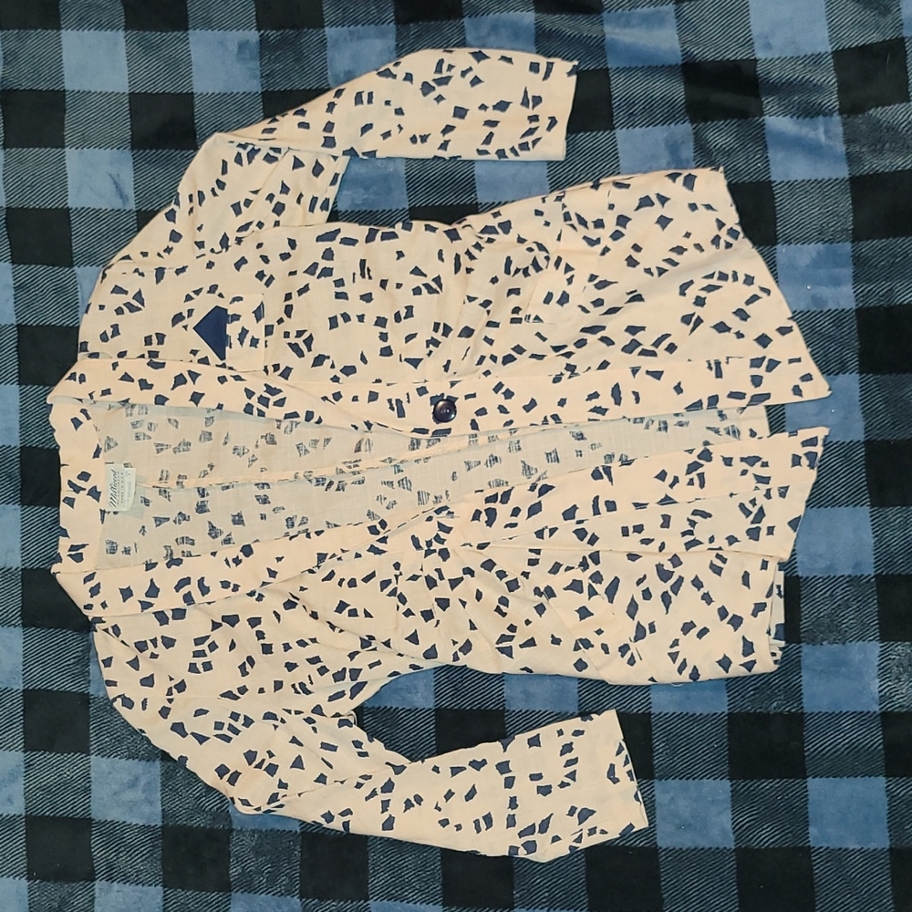 Vintage.  Made in USA. Millicent of California. 1 button blouse. Size 4